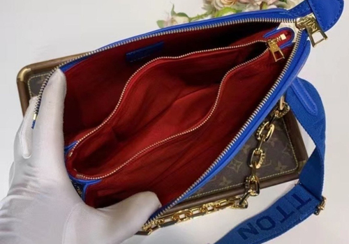 Женская сумка Louis Vuitton Coussin PM синяя
