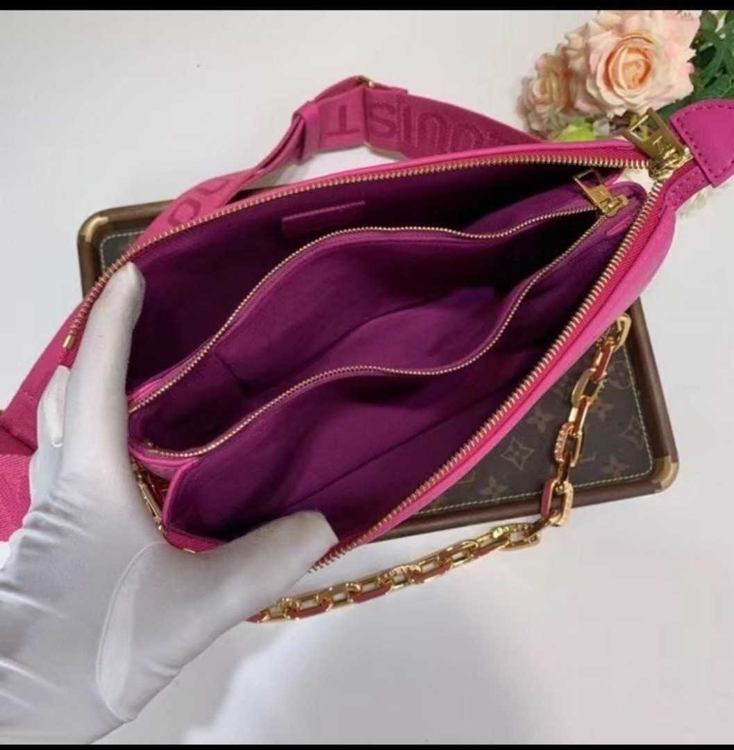Женская сумка Louis Vuitton Coussin PM розовая