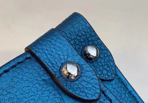 Женская синяя сумка Louis Vuitton Onthego MM