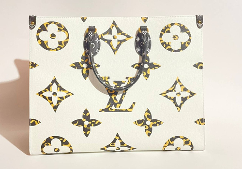 Женская кожаная белая сумка Louis Vuitton Onthego MM
