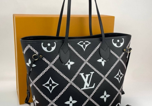 Женская сумка-тоут Louis Vuitton NeverFull MM черная