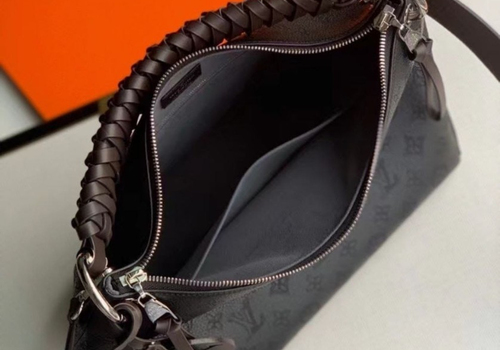 Женская сумка Louis Vuitton Beaubourg Hobo черная