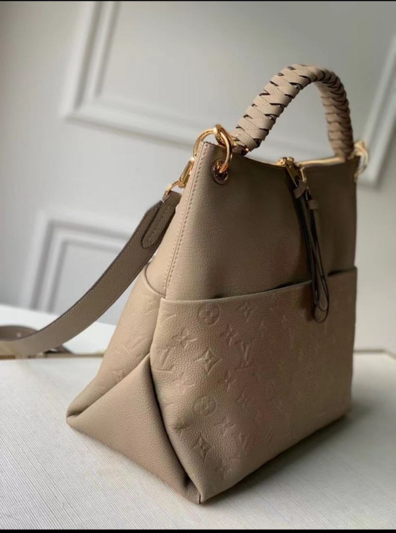 Женская сумка Louis Vuitton Beaubourg Hobo бежевая
