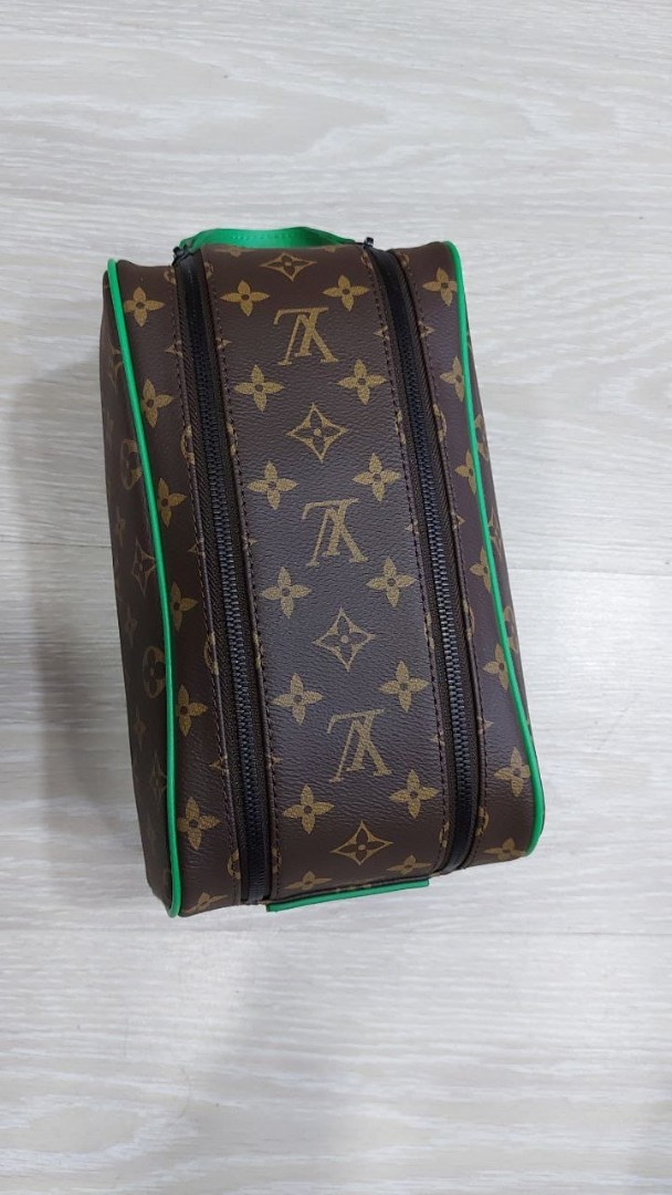 Косметичка Louis Vuitton Dopp Kit коричневая