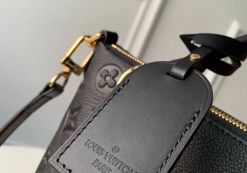 Кожаная сумка Louis Vuitton V Tote черная