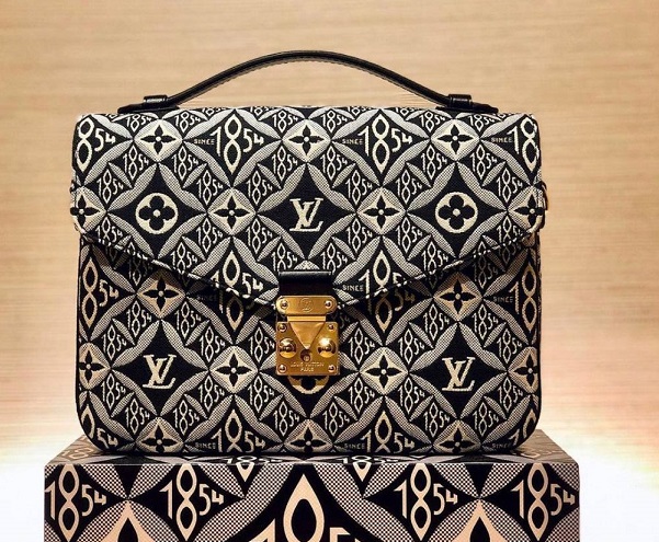 Женская сумка Louis Vuitton Pochette Metis 25 см из текстиля