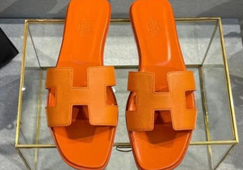 Кожаные оранжевые шлепки Hermes Oran