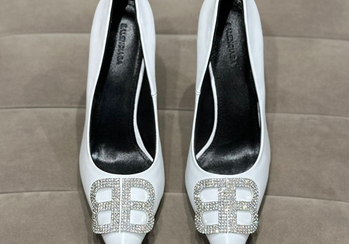Женские кожаные белые туфли Balenciaga