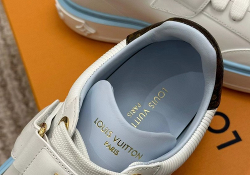 Кожаные белые кроссовки Louis Vuitton Time Out с липучкой