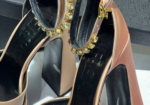 Женские туфли из текстиля Versace бежевые