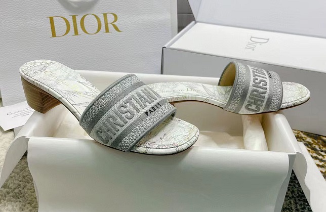 Босоножки Christian Dior серые