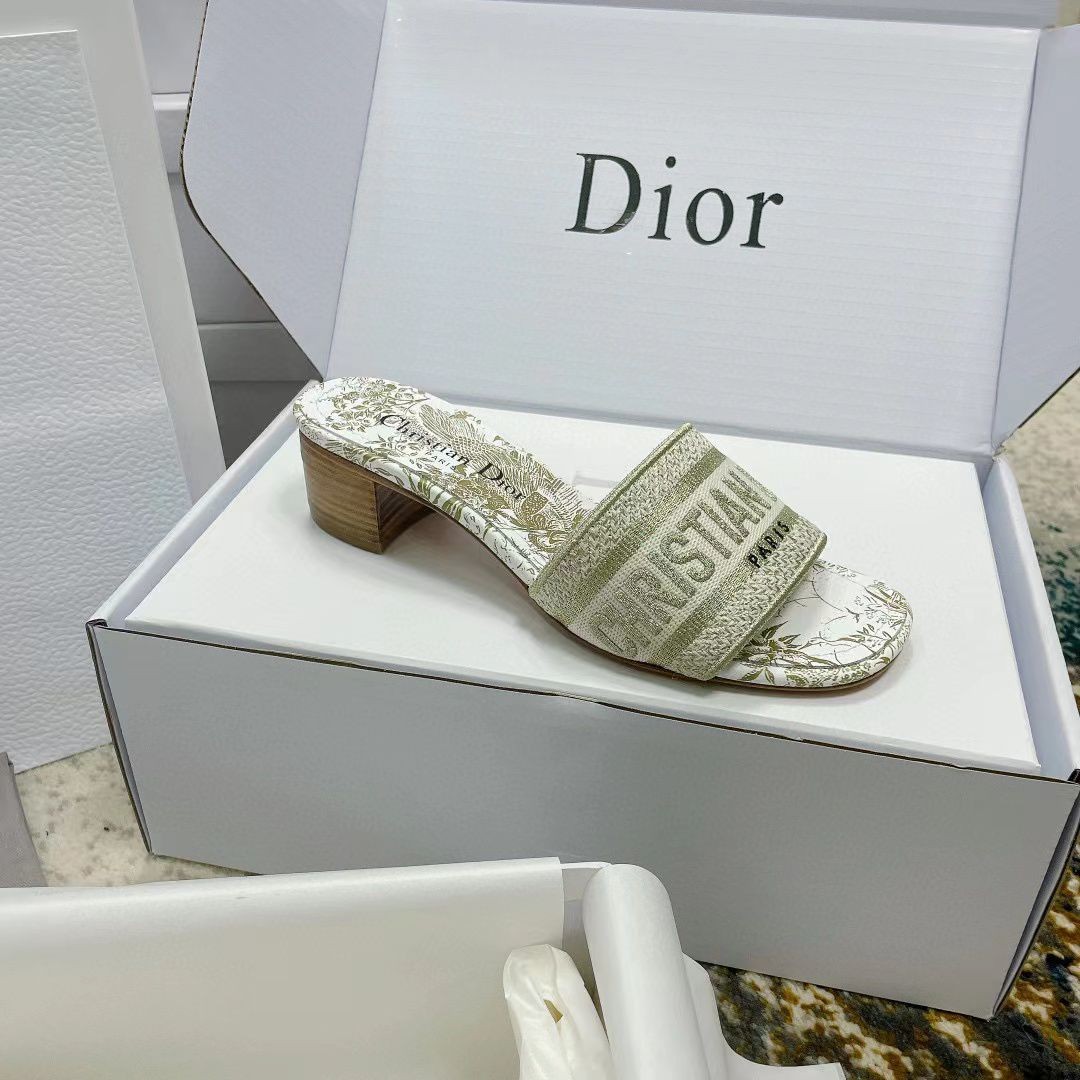 Босоножки Christian Dior золотой