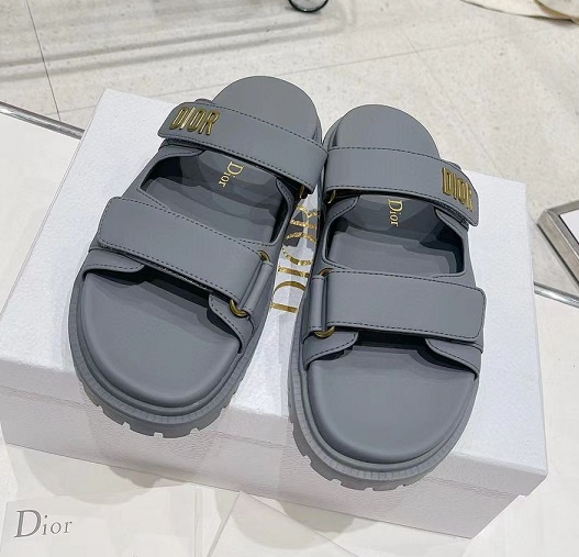 Женские кожаные сандалии Christian Dior серые