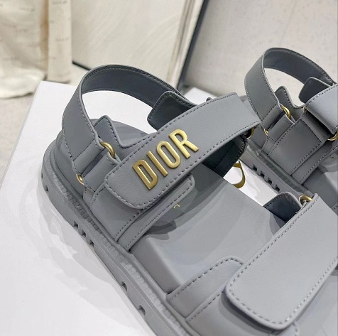 Женские кожаные сандалии Christian Dior серые