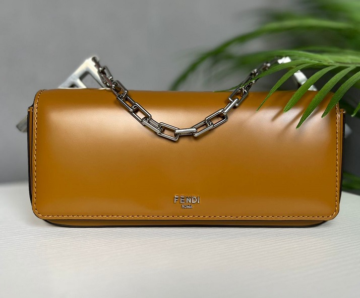 Женская сумка Fendi First Sight коричневая