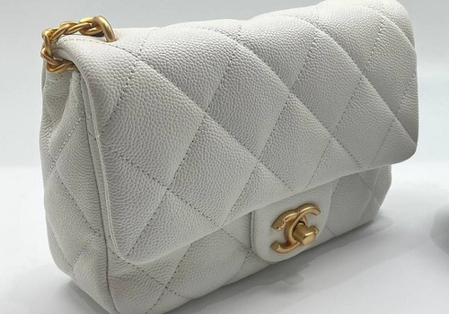 Белая кожаная сумочка Chanel 11.12 Mini Square Flap Bag