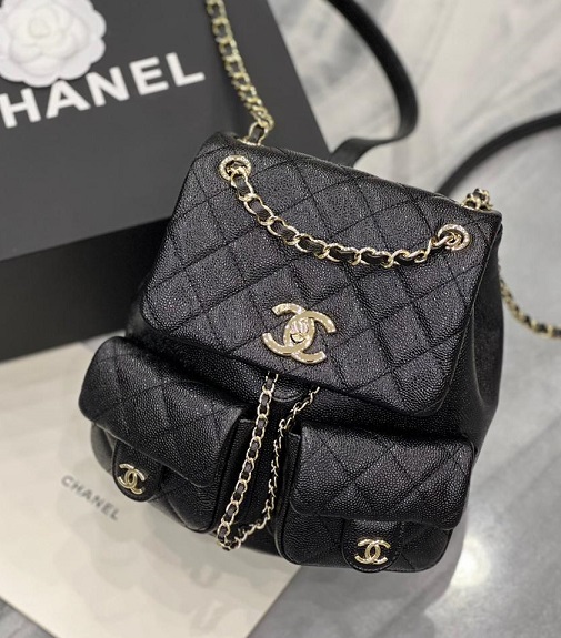 Кожаный черный рюкзак Chanel
