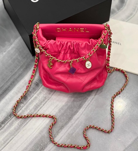 Женская розовая сумка Chanel