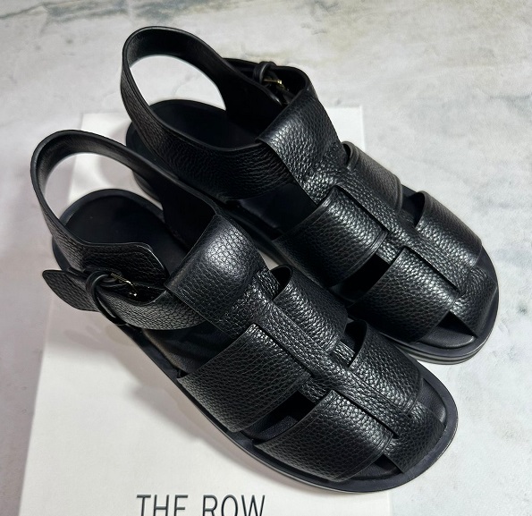 Кожаные сандалии The Row черные