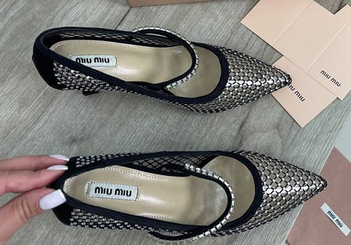 Женские черные туфли Miu Miu