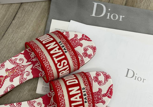 Красные шлепки Christian Dior