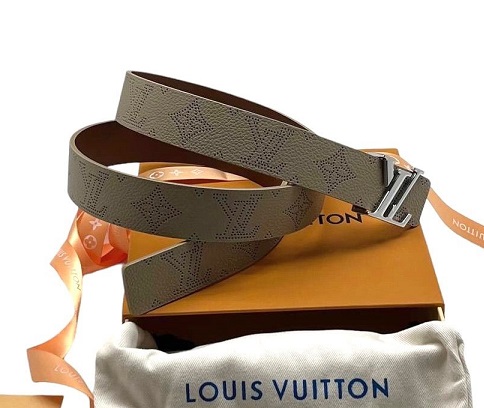 Женский оливковый ремень Louis Vuitton