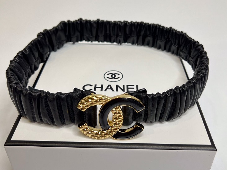 Женский черный кожаный пояс Chanel