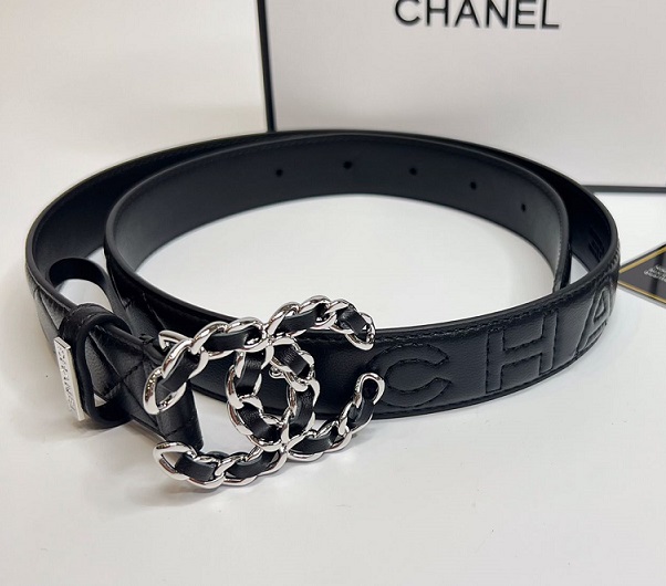 Черный кожаный ремень Chanel