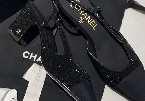 Черные босоножки со стразами Chanel Slingback