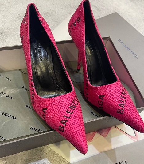 Женские туфли Gucci Balenciaga розовые с кристалами