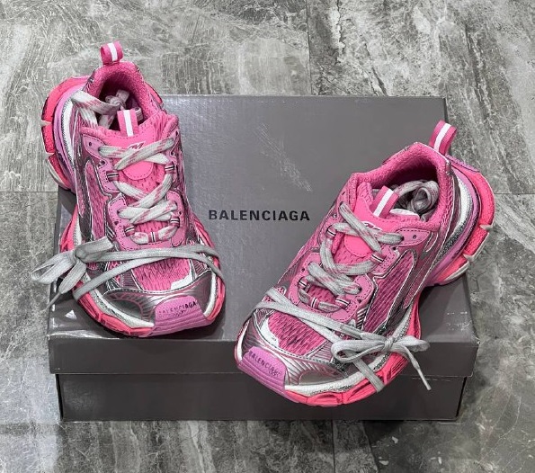Женские розовые кроссовки Balenciaga 3XL