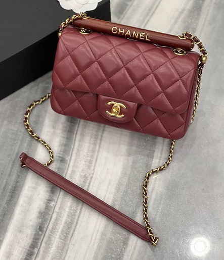 Кожаная бордовая сумка Chanel Top Handle