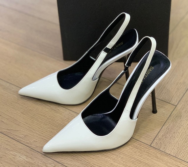 Кожаные белые босоножки Saint Laurent Slingback