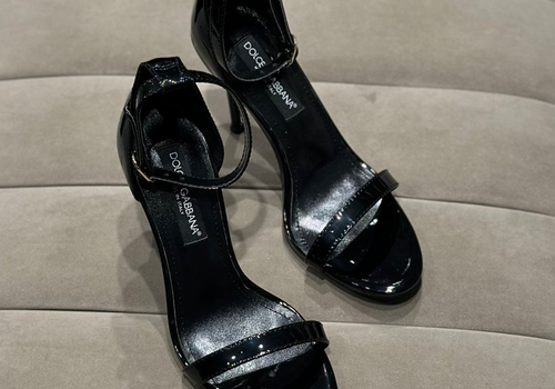 Женские черные кожаные босоножки Dolce Gabbana