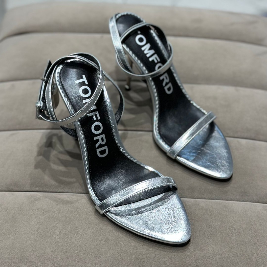 Кожаные босоножки Tom Ford серебро