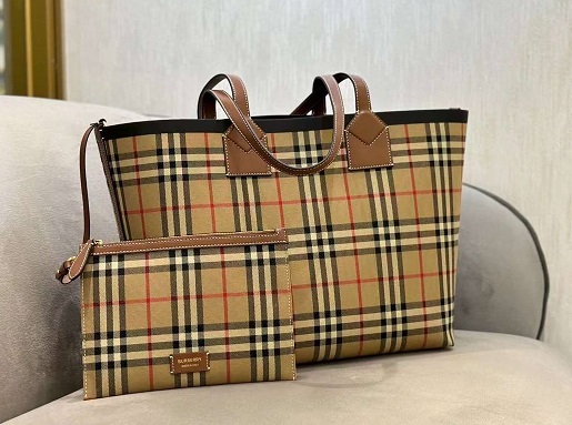 Женская сумка Burberry Medium London Tote Bag коричневая