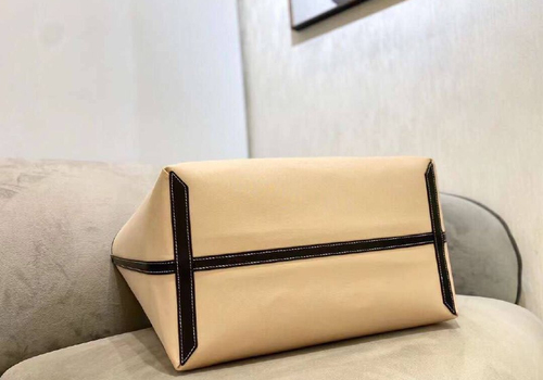 Женская сумка Burberry Medium London Tote Bag