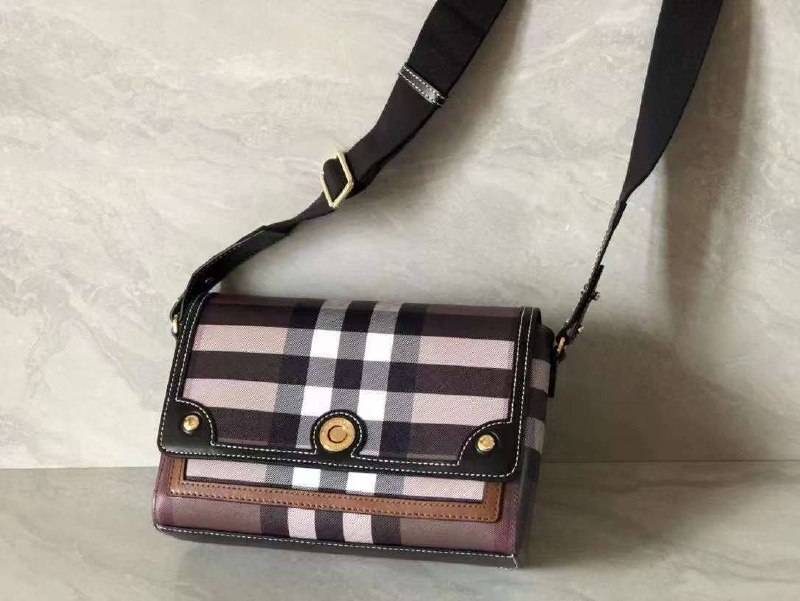 Женская сумка Burberry Note Bag коричневая