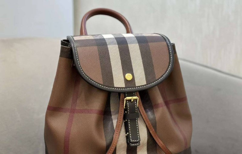 Женский рюкзак Burberry коричневый