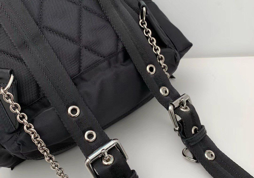 Женский рюкзак Burberry черный из текстиля