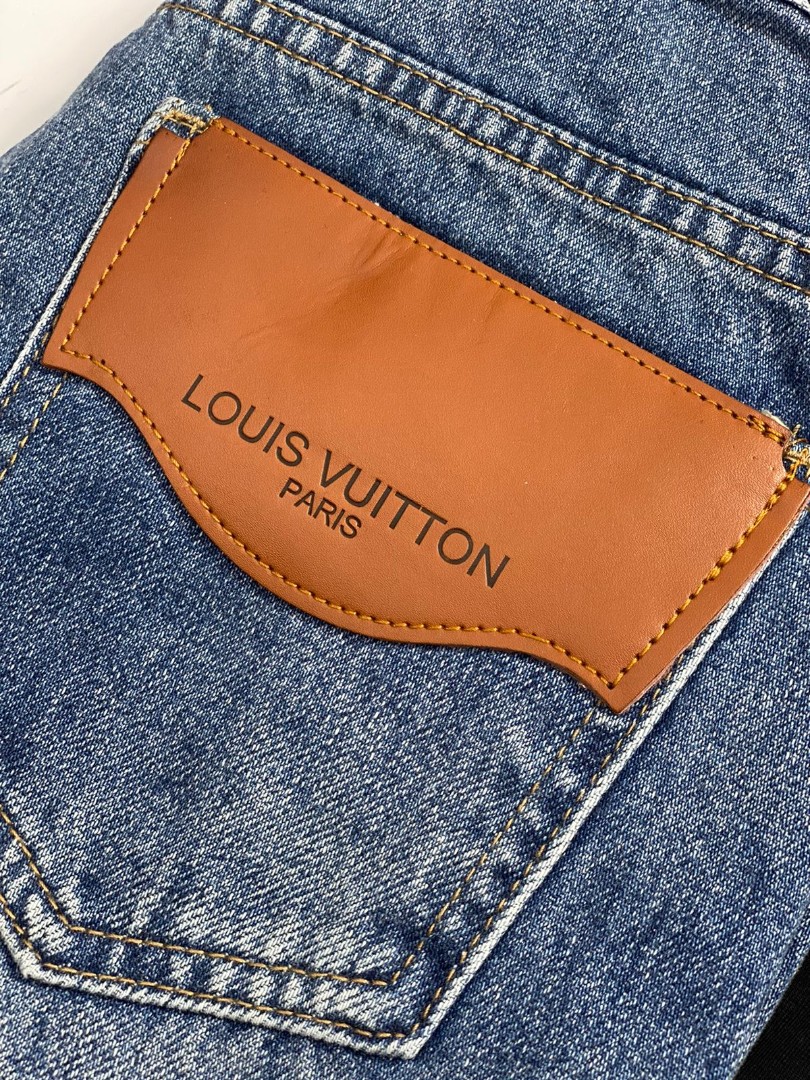 Голубые джинсы Louis Vuitton