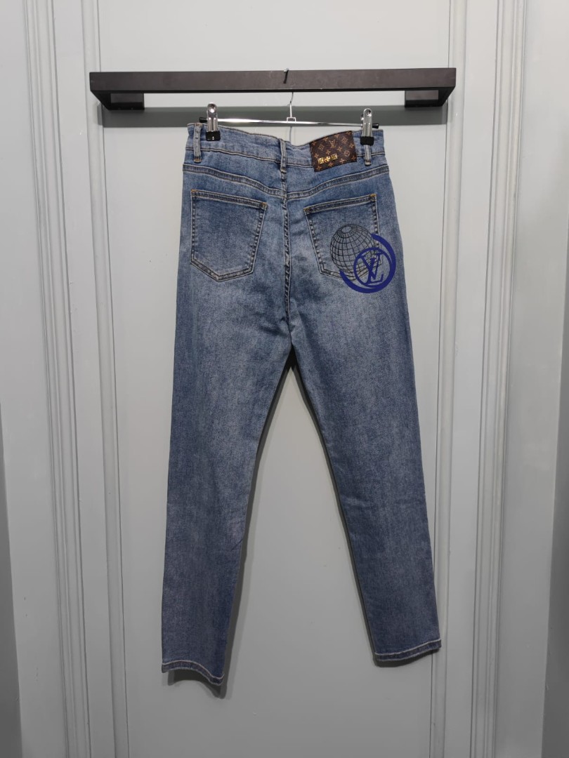 Голубые женские джинсы Louis Vuitton