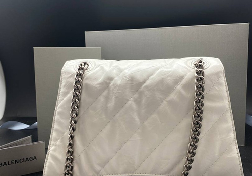 Женская кожаная сумка Balenciaga Crush Medium белая