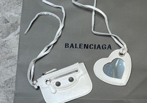 Женская кожаная сумка Balenciaga Le Cagole XS белая