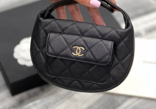 Черная круглая сумка из зернистой кожи Chanel