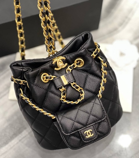 Кожаный черный рюкзак Chanel Small