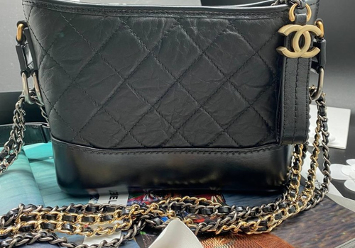 Черная кожаная сумочка Chanel Gabrielle Small