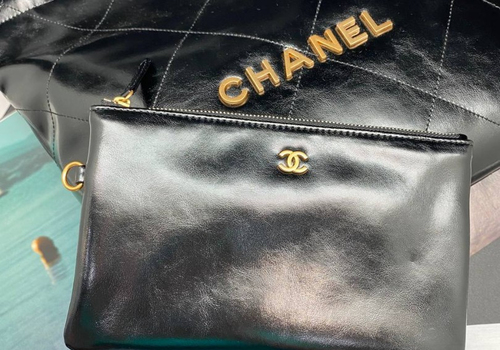 Черная сумка Chanel 22 Small