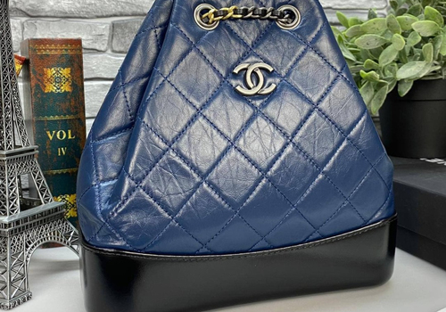 Синий кожаный рюкзак Chanel Gabrielle