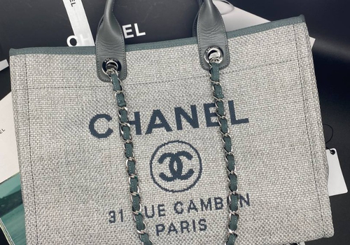 Женская серая сумка-тоут Chanel Deauville Medium